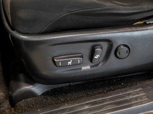 Used 2017 Toyota 4Runner SR5 RWD image 45