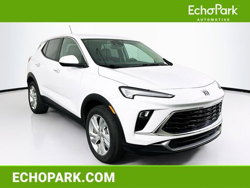 Used 2025 Buick Encore GX Preferred image 1