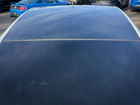 Used 2021 Tesla Model Y Long Range image 11