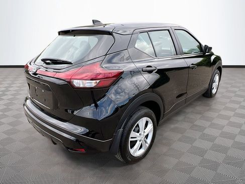Used 2025 Nissan Kicks Play S FWD image 7