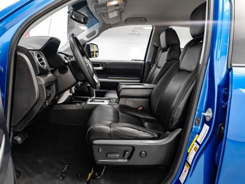 Used 2016 Toyota Tundra SR5 w/ TRD Off Road Package AWD/4WD image 4