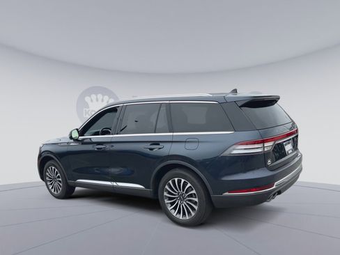 Used 2023 Lincoln Aviator Reserve w/ Elements Package Plus AWD/4WD image 8