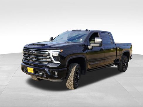 Used 2024 Chevrolet Silverado 3500 High Country w/ High Country Premium Package AWD/4WD image 11
