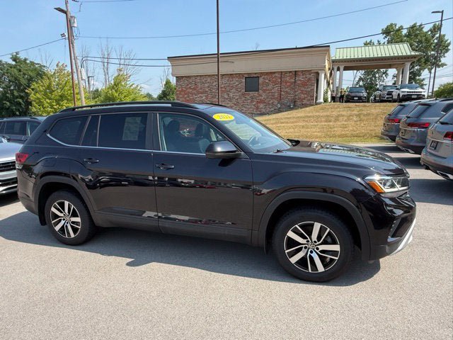 Used 2021 Volkswagen Atlas SE AWD/4WD image 3