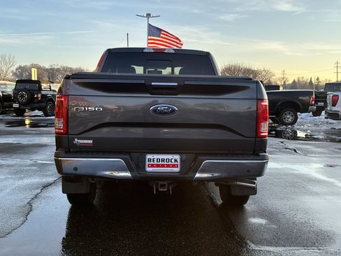 Used 2017 Ford F150 XLT w/ Equipment Group 302A Luxury image 10