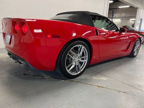 Used 2006 Chevrolet Corvette Convertible w/ Preferred Equipment Group RWD image 10
