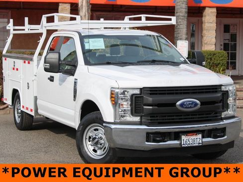 Used 2019 Ford F250 XL w/ XL Value Package image 2