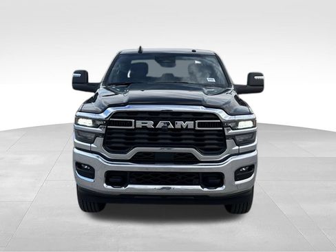 Used 2025 RAM 2500 Big Horn AWD/4WD image 4