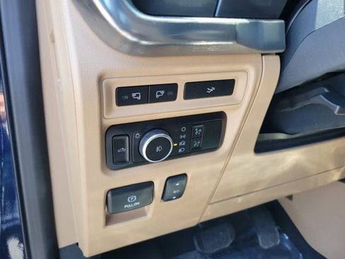 Used 2023 Ford F150 Lariat AWD/4WD image 19