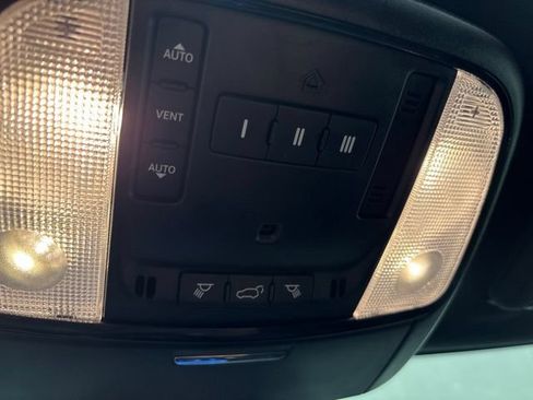 Used 2026 Dodge Durango GT AWD/4WD image 33
