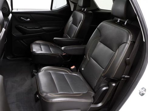 Used 2021 Chevrolet Traverse Premier w/ Redline Edition image 11