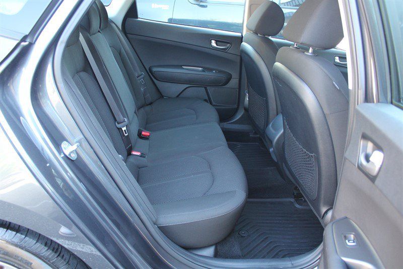 Used 2020 Kia Optima LX FWD image 22