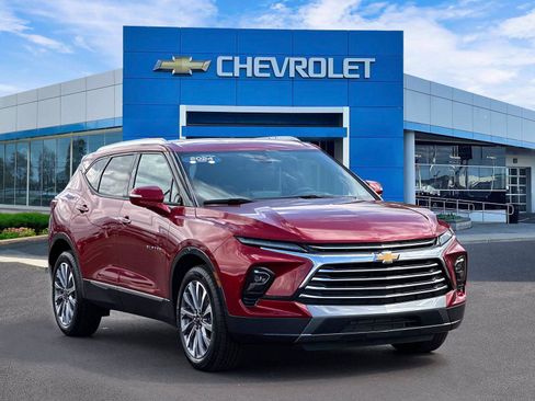 Certified 2024 Chevrolet Blazer Premier w/ Enhanced Convenience Package AWD/4WD image 6