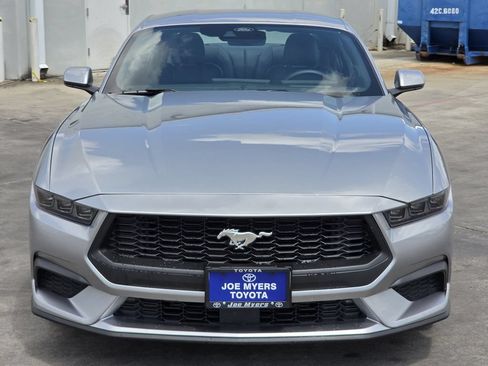 Used 2026 Ford Mustang Premium RWD image 3