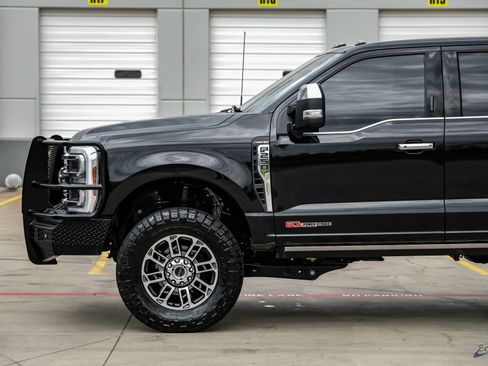 Used 2024 Ford F250 Limited w/ FX4 Off-Road Package AWD/4WD image 8
