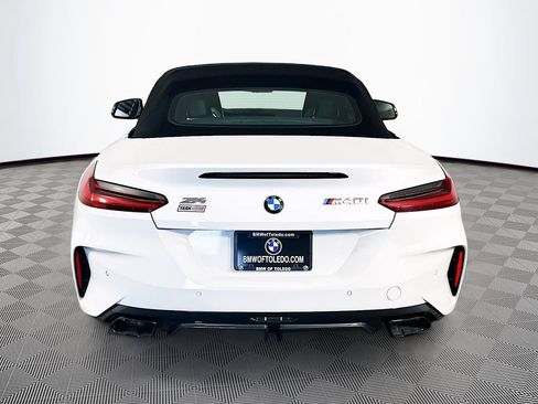 Used 2023 BMW Z4 M40i w/ Premium Package RWD image 8