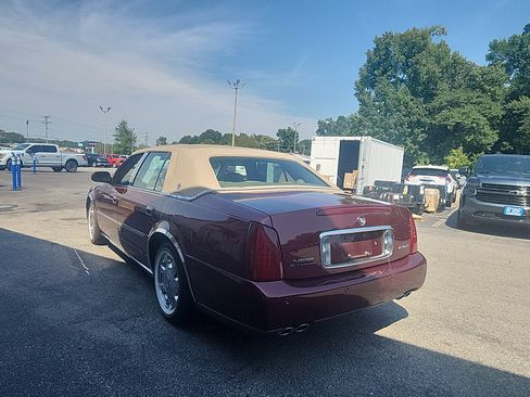Used 2002 Cadillac De Ville w/ Comfort/Convenience Pkg FWD image 3