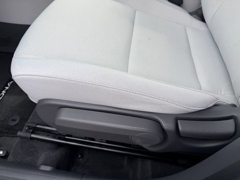 Used 2026 Hyundai Kona SE AWD/4WD image 14