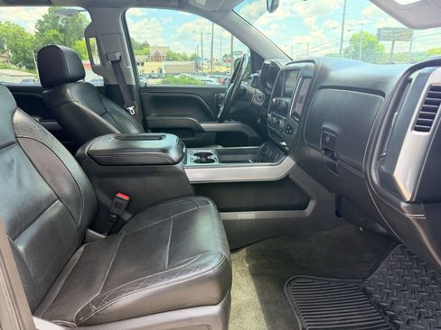 Used 2017 Chevrolet Silverado 1500 LTZ Z71 w/ LTZ Plus Package AWD/4WD image 16