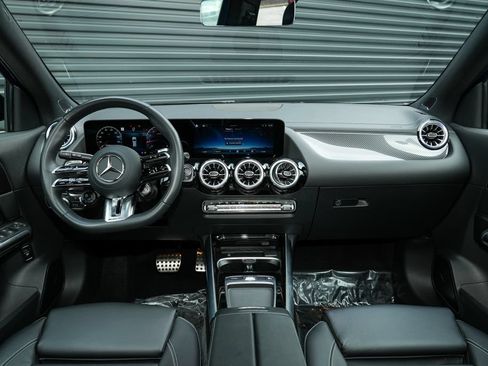 Used 2024 Mercedes-Benz GLA 35 AMG 4MATIC image 29