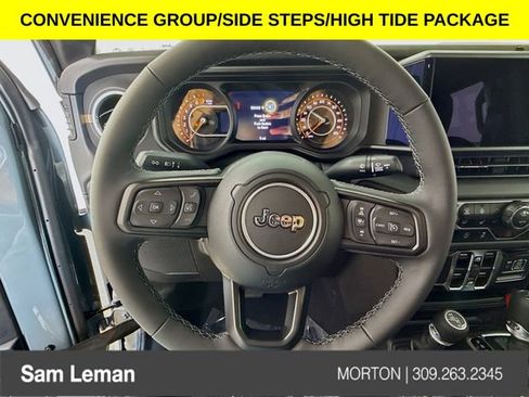 New 2025 Jeep Gladiator Sport image 11