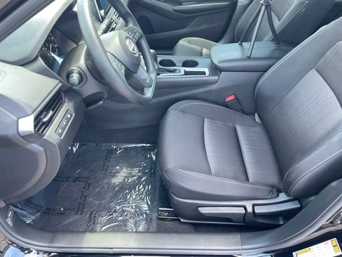 Certified 2025 Nissan Altima 2.5 S image 16