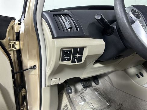 Used 2010 Toyota Prius Two image 25