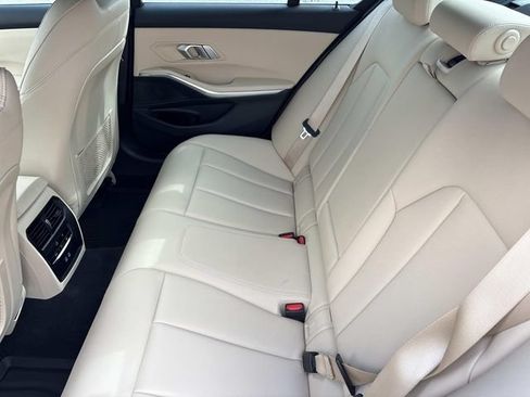 Used 2021 BMW 330i Sedan w/ Convenience Package RWD image 16
