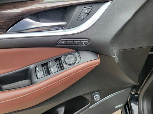 Used 2021 Buick Enclave Avenir w/ Avenir Technology Package image 26