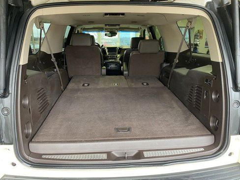 Used 2015 GMC Yukon XL Denali w/ Touring Package AWD/4WD image 10