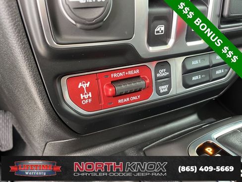 New 2025 Jeep Wrangler Rubicon w/ Xtreme 35 Tire Package image 12