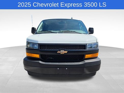 Certified 2025 Chevrolet Express 3500 LS RWD image 9