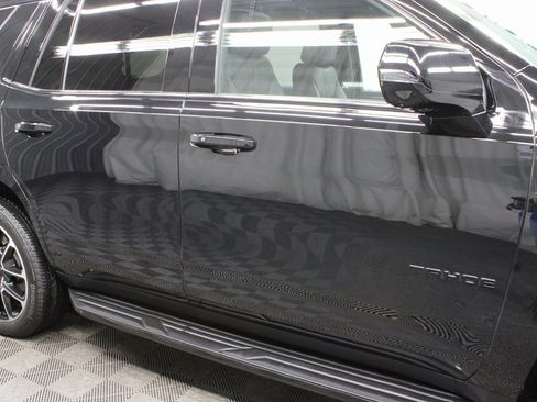 Used 2025 Chevrolet Tahoe RST image 35