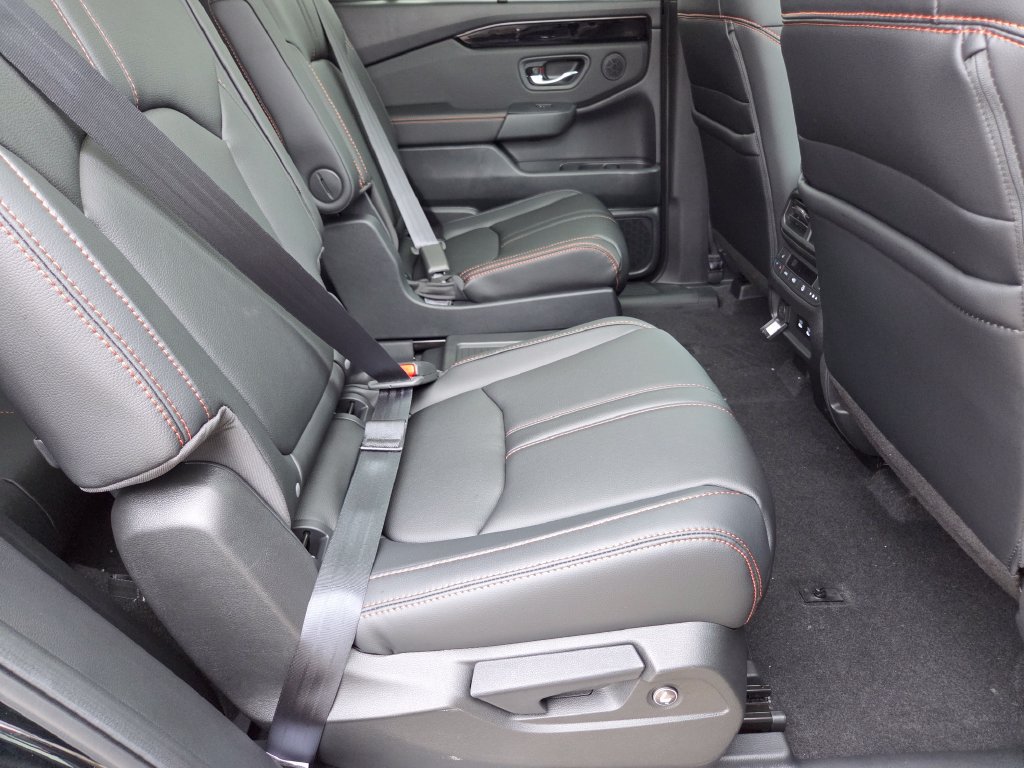 New 2026 Honda Pilot TrailSport image 31