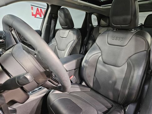 Used 2023 Jeep Cherokee Altitude Lux w/ Lux Elite Package AWD/4WD image 24
