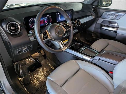 Used 2026 Mercedes-Benz GLB 250 image 13