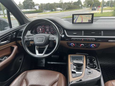 Used 2017 Audi Q7 3.0T Premium Plus image 2