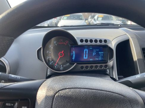 Used 2016 Chevrolet Sonic LT image 18