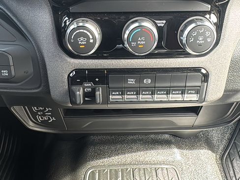 New 2026 RAM 3500 Tradesman image 19