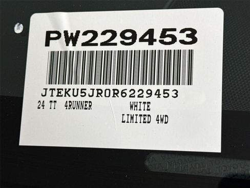Certified 2024 Toyota 4Runner Limited AWD/4WD image 48