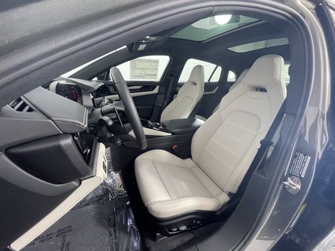 New 2026 Porsche Panamera RWD image 5