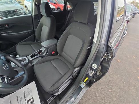 Certified 2022 Hyundai Kona SEL image 11