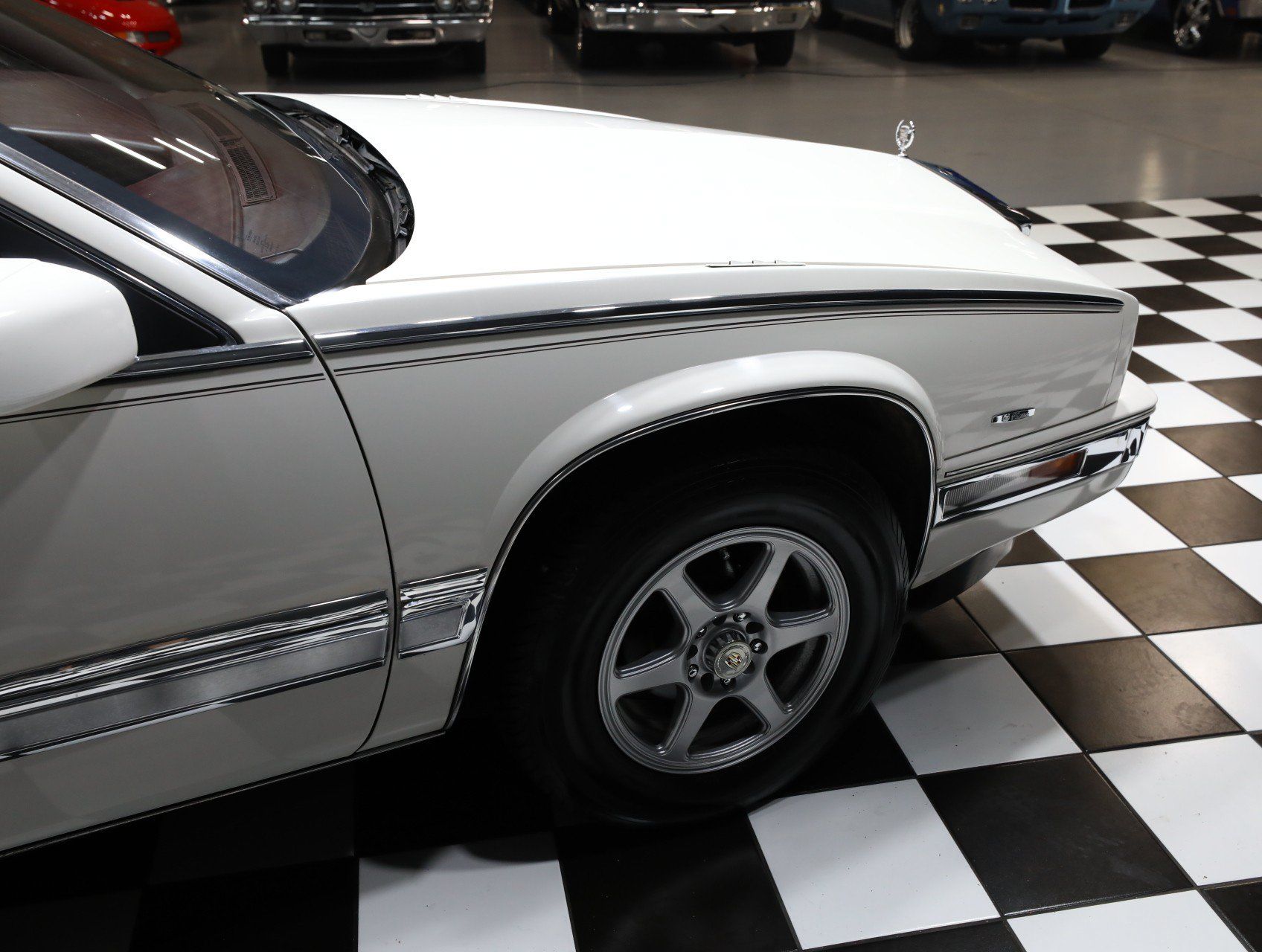 Used 1988 Cadillac Eldorado Coupe FWD image 18