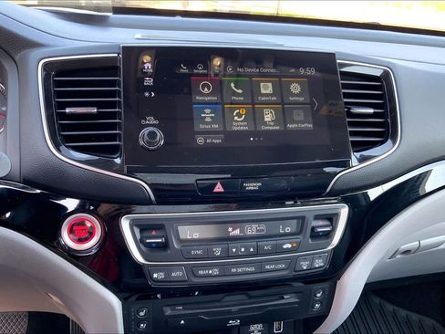 Used 2020 Honda Pilot Elite image 31