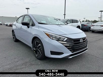 New 2025 Nissan Versa SR w/ Trunk Package