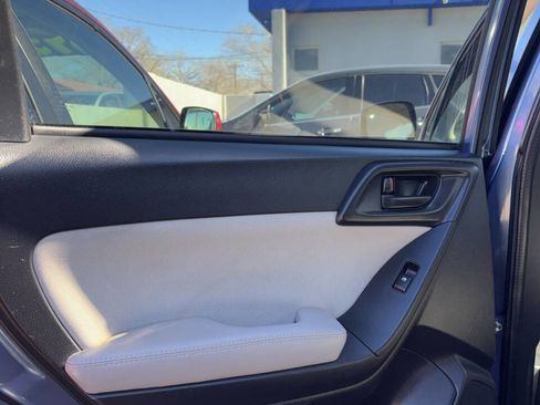 Used 2016 Subaru Forester 2.5i Premium image 21