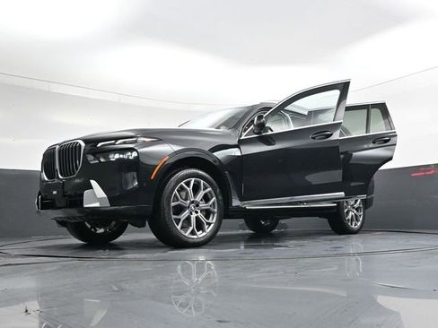 Used 2026 BMW X7 xDrive40i image 47