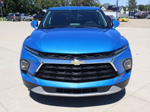Used 2024 Chevrolet Blazer LT w/ LPO, Floor Liner Package FWD image 2