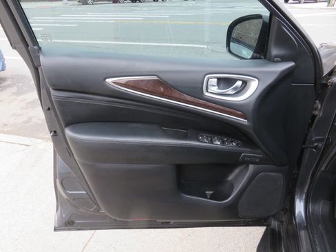 Used 2014 INFINITI QX60 AWD w/ Deluxe Touring Package image 32