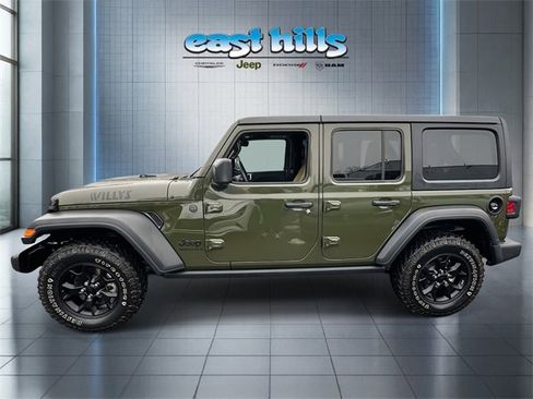 Certified 2023 Jeep Wrangler Willys image 6